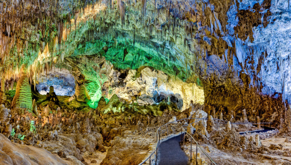 Carlsbad-caverns-scaled
